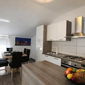  Apartment Petra Kroatien